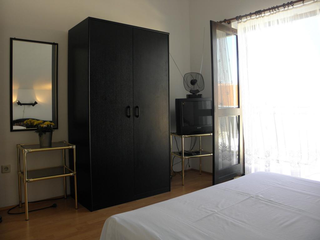Apartment Perkov Tribunj  Phòng bức ảnh